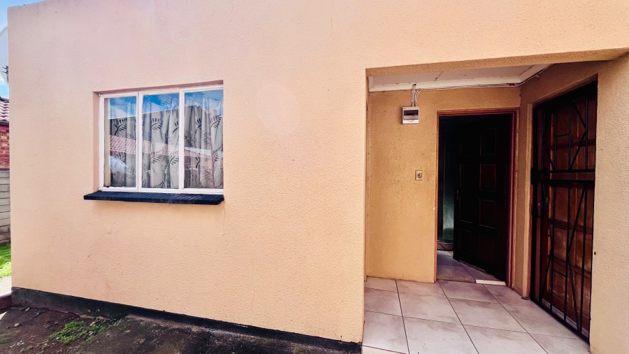 3 Bedroom Property for Sale in Embalenhle Mpumalanga