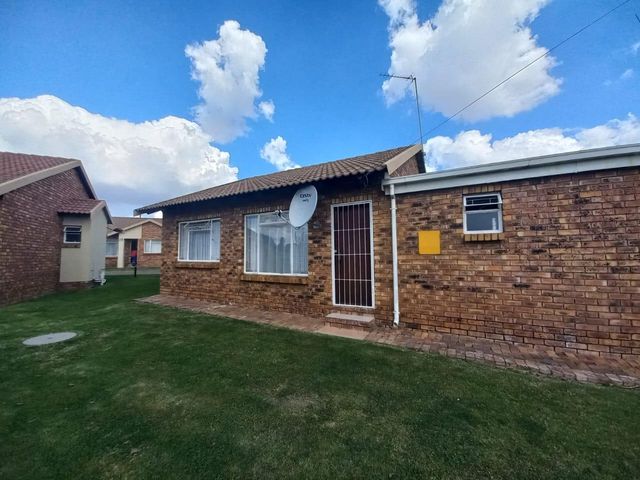 2 Bedroom Property for Sale in Secunda Mpumalanga