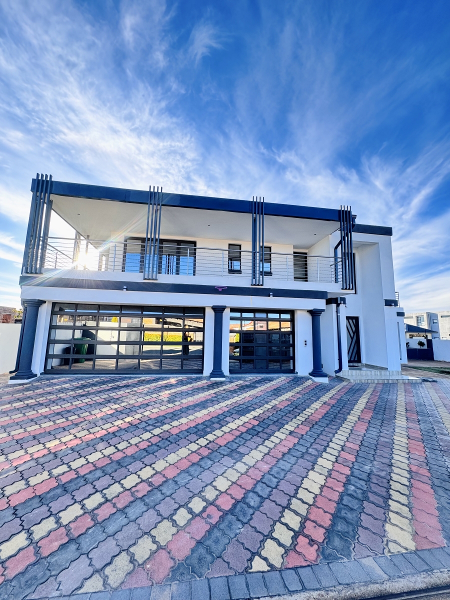 5 Bedroom Property for Sale in Aerorand Mpumalanga