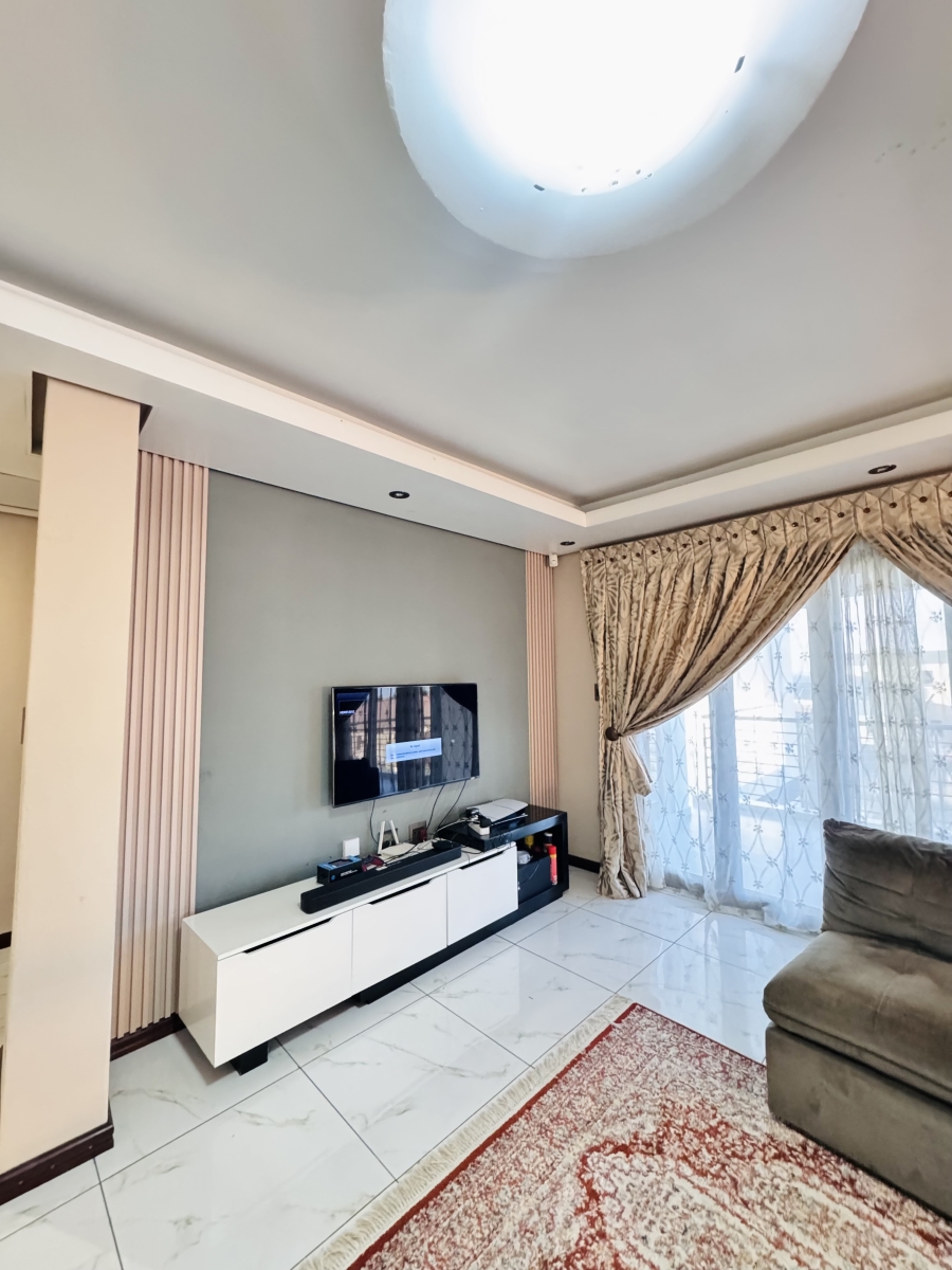 5 Bedroom Property for Sale in Aerorand Mpumalanga