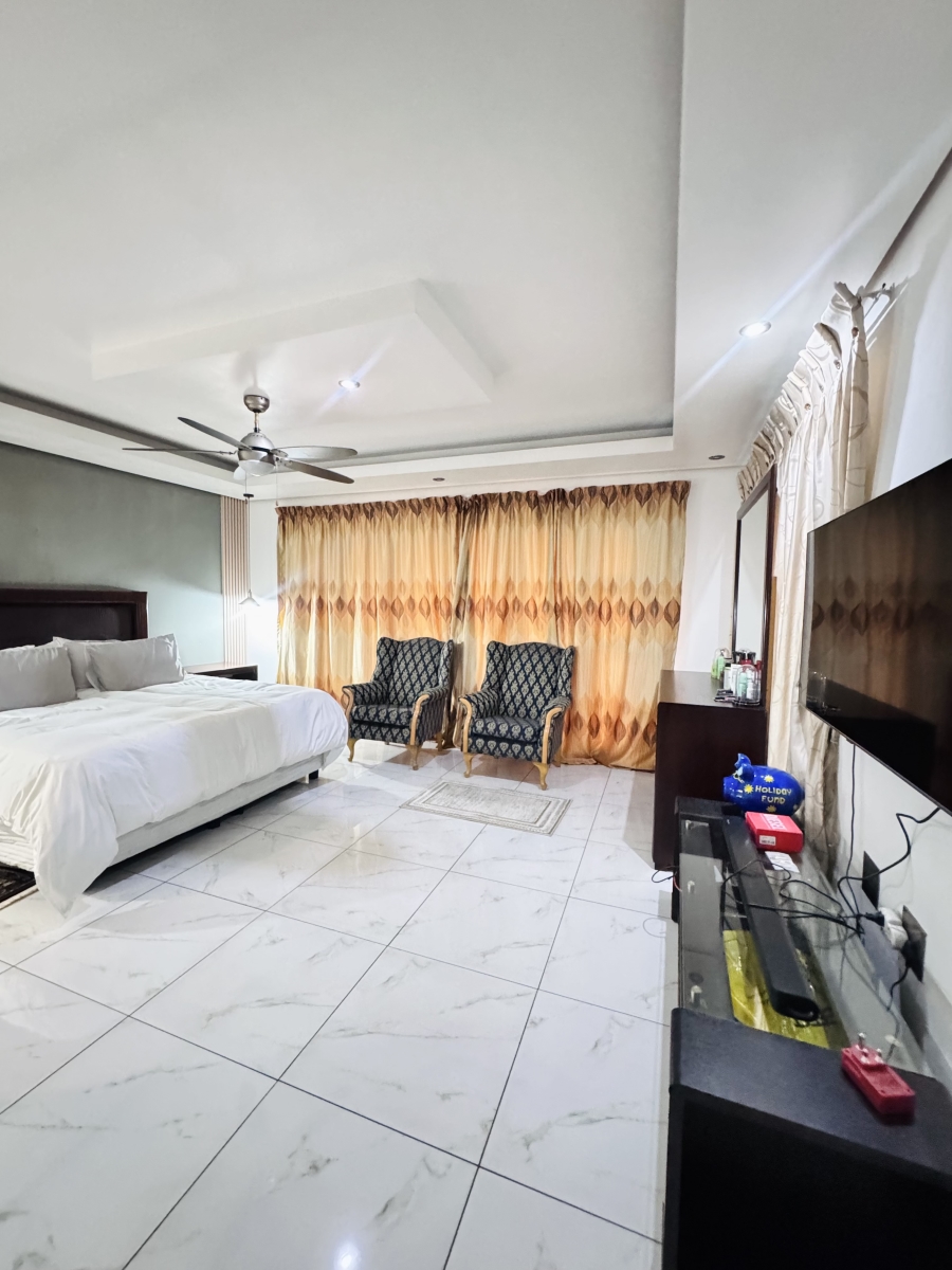 5 Bedroom Property for Sale in Aerorand Mpumalanga