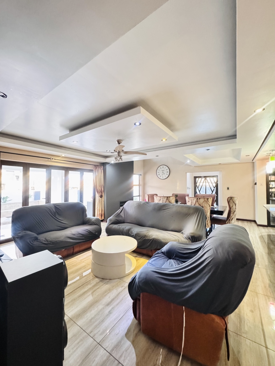 5 Bedroom Property for Sale in Aerorand Mpumalanga