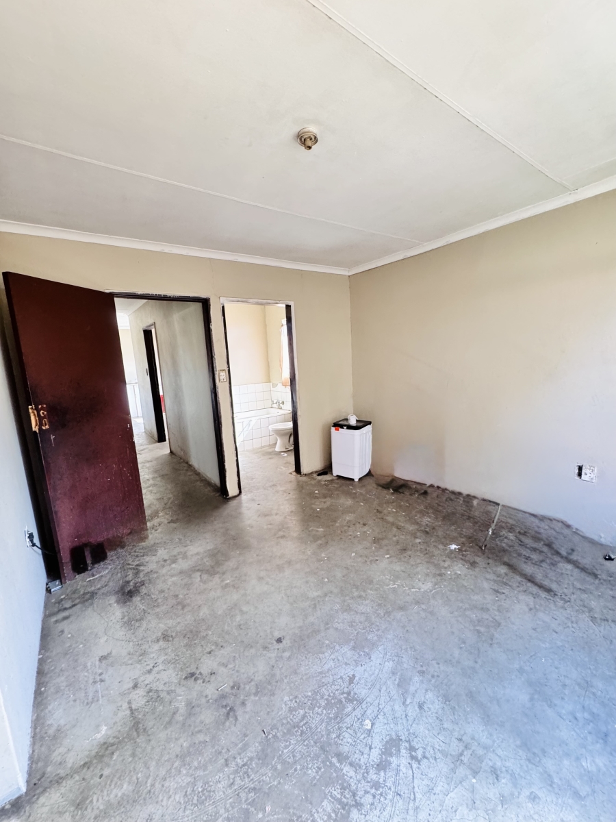 3 Bedroom Property for Sale in Tasbet Park Ext 1 Mpumalanga