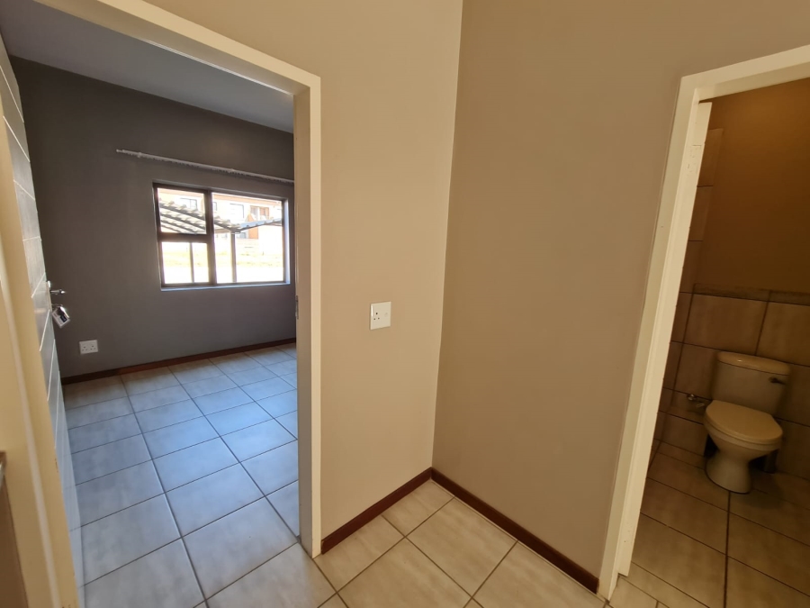 1 Bedroom Property for Sale in Terra Nova Mpumalanga