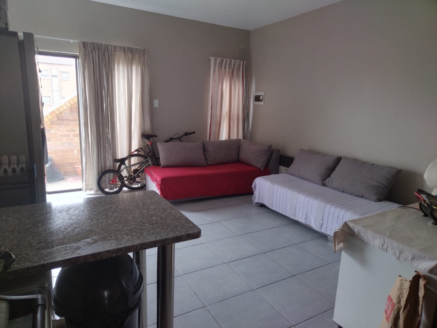 1 Bedroom Property for Sale in Terra Nova Mpumalanga