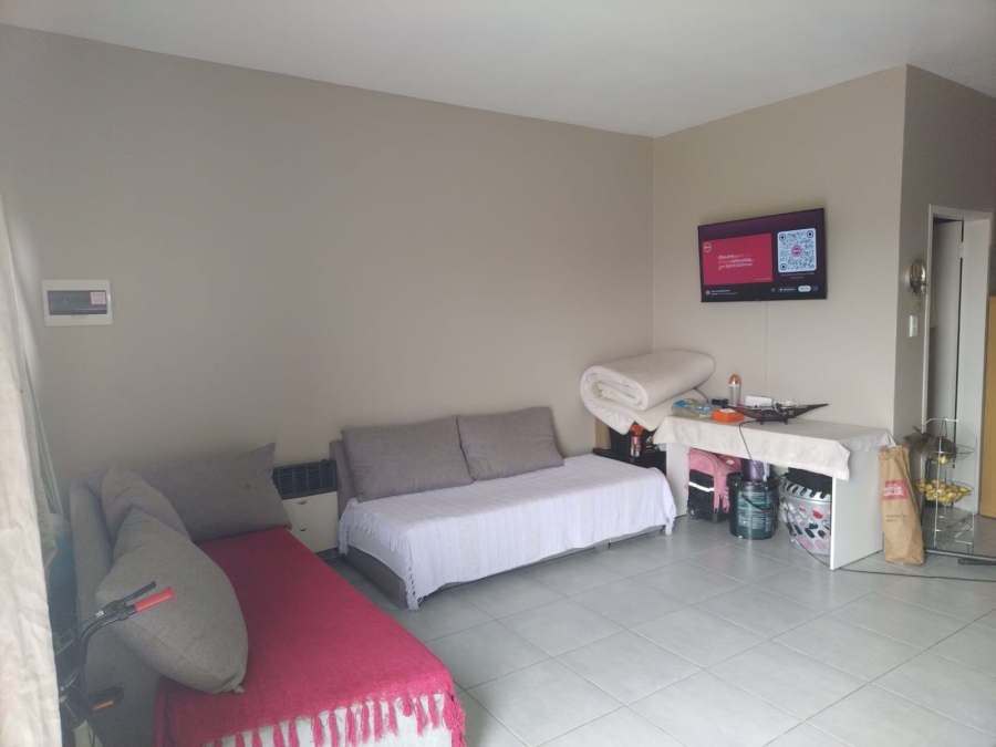 1 Bedroom Property for Sale in Terra Nova Mpumalanga