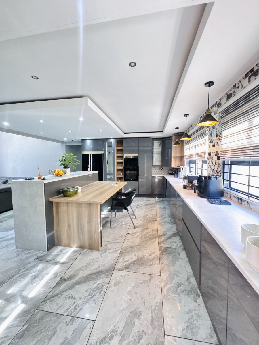 5 Bedroom Property for Sale in Rockdale Mpumalanga