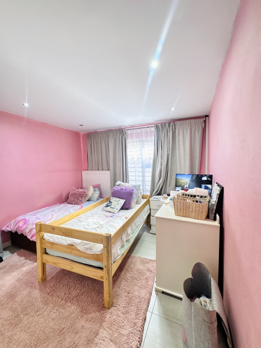 5 Bedroom Property for Sale in Rockdale Mpumalanga