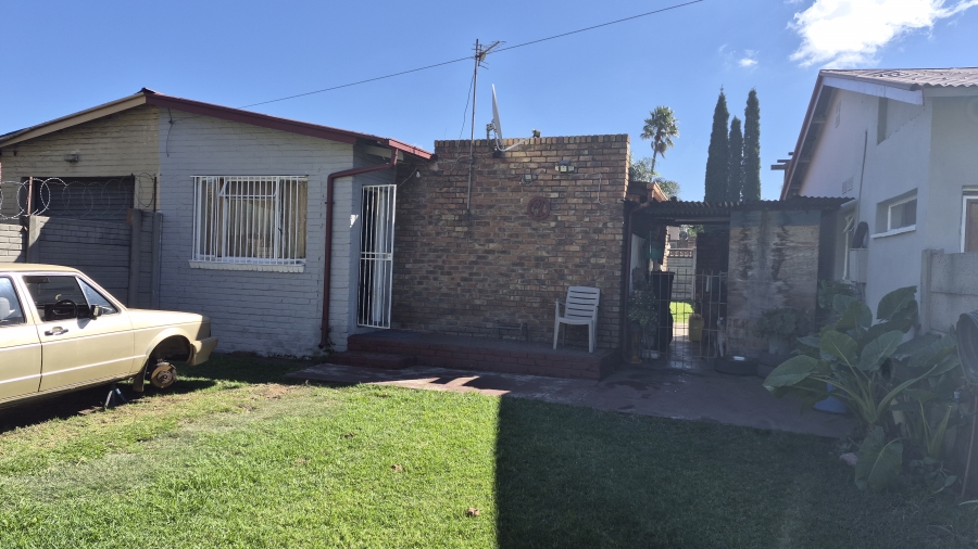 4 Bedroom Property for Sale in Witbank Ext 16 Mpumalanga