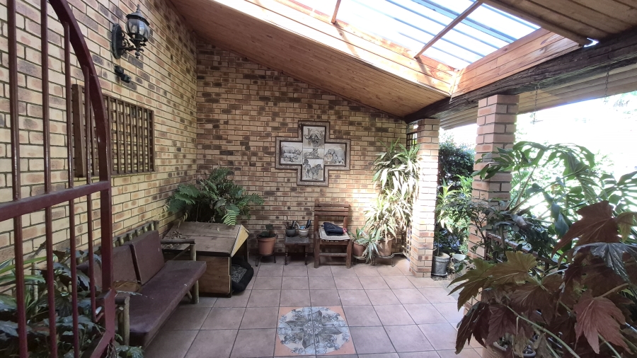 4 Bedroom Property for Sale in Hoeveld Park Mpumalanga