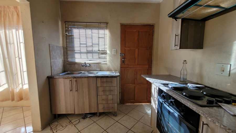 2 Bedroom Property for Sale in West Acres Ext 13 Mpumalanga