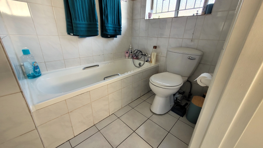 3 Bedroom Property for Sale in Nelspruit Ext 13 Mpumalanga