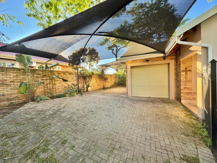 3 Bedroom Property for Sale in West Acres Mpumalanga
