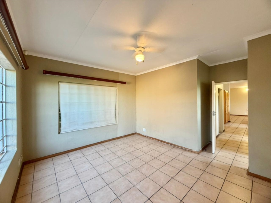 3 Bedroom Property for Sale in West Acres Mpumalanga