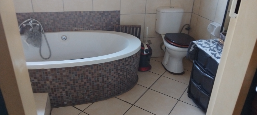 3 Bedroom Property for Sale in Model Park Mpumalanga