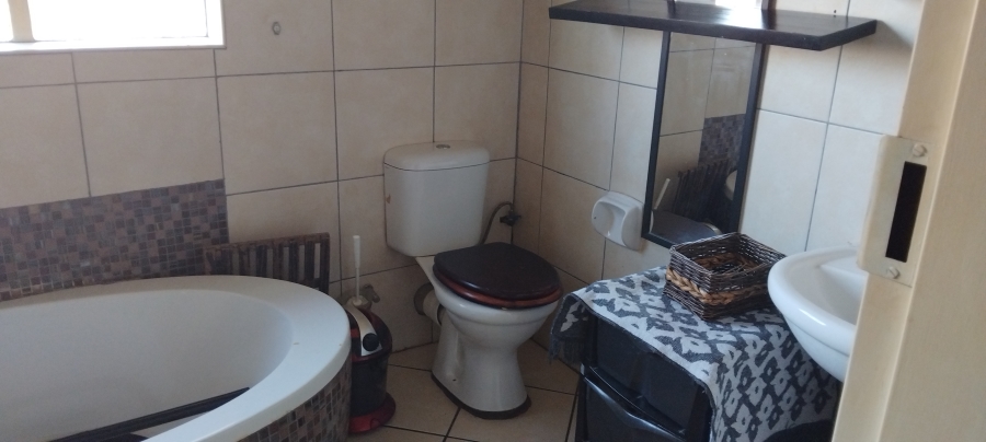 3 Bedroom Property for Sale in Model Park Mpumalanga