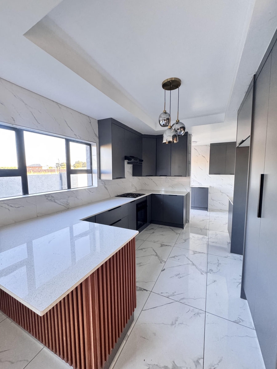 4 Bedroom Property for Sale in Aerorand Mpumalanga