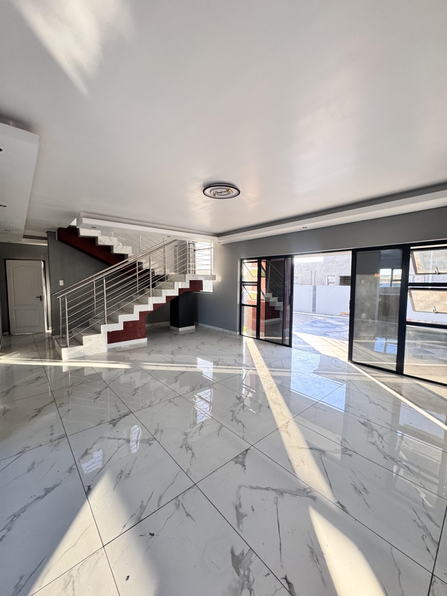 4 Bedroom Property for Sale in Aerorand Mpumalanga
