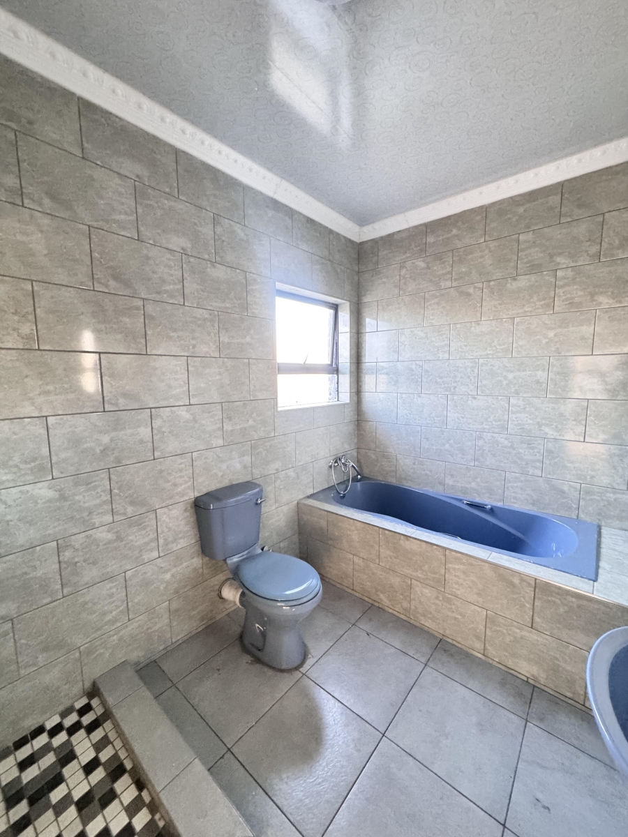 4 Bedroom Property for Sale in Aerorand Mpumalanga