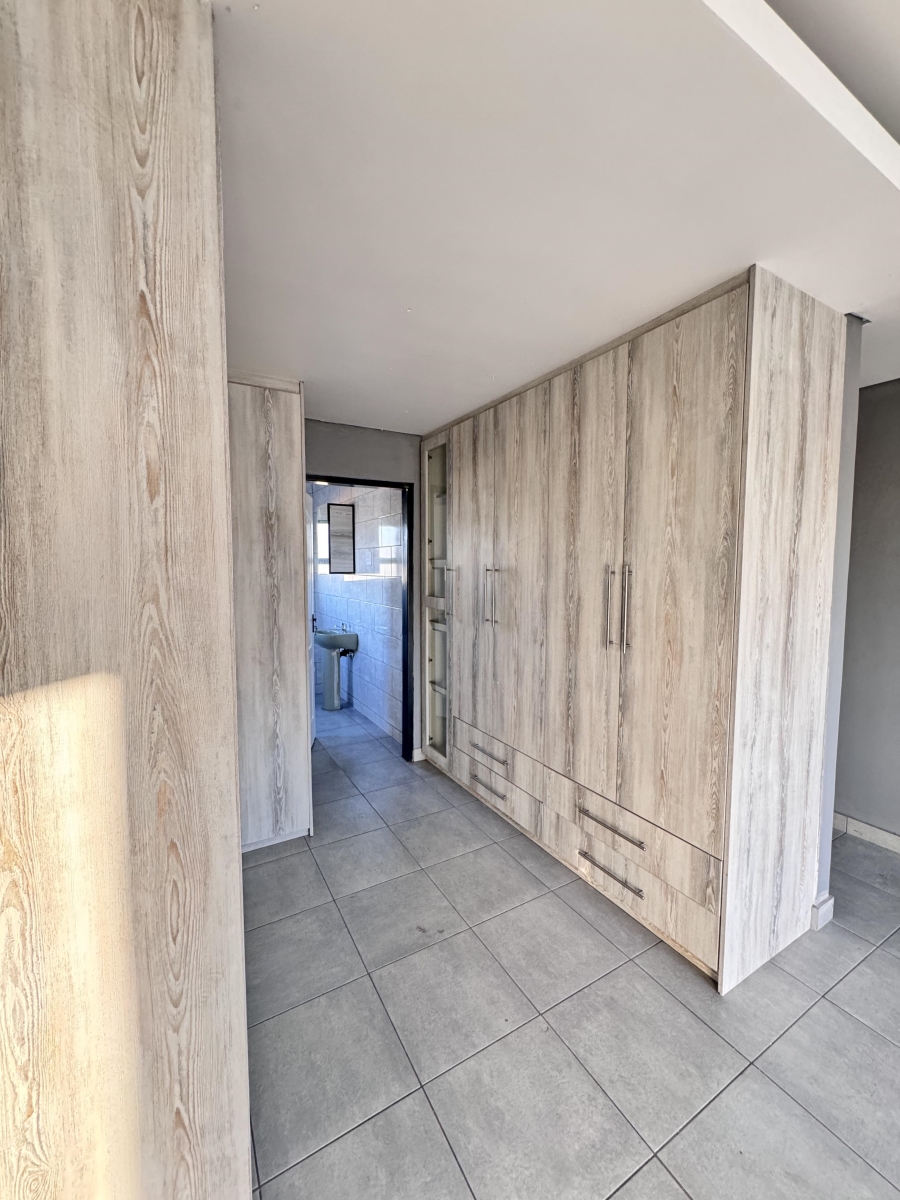4 Bedroom Property for Sale in Aerorand Mpumalanga