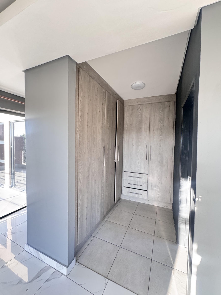 4 Bedroom Property for Sale in Mineralia Mpumalanga