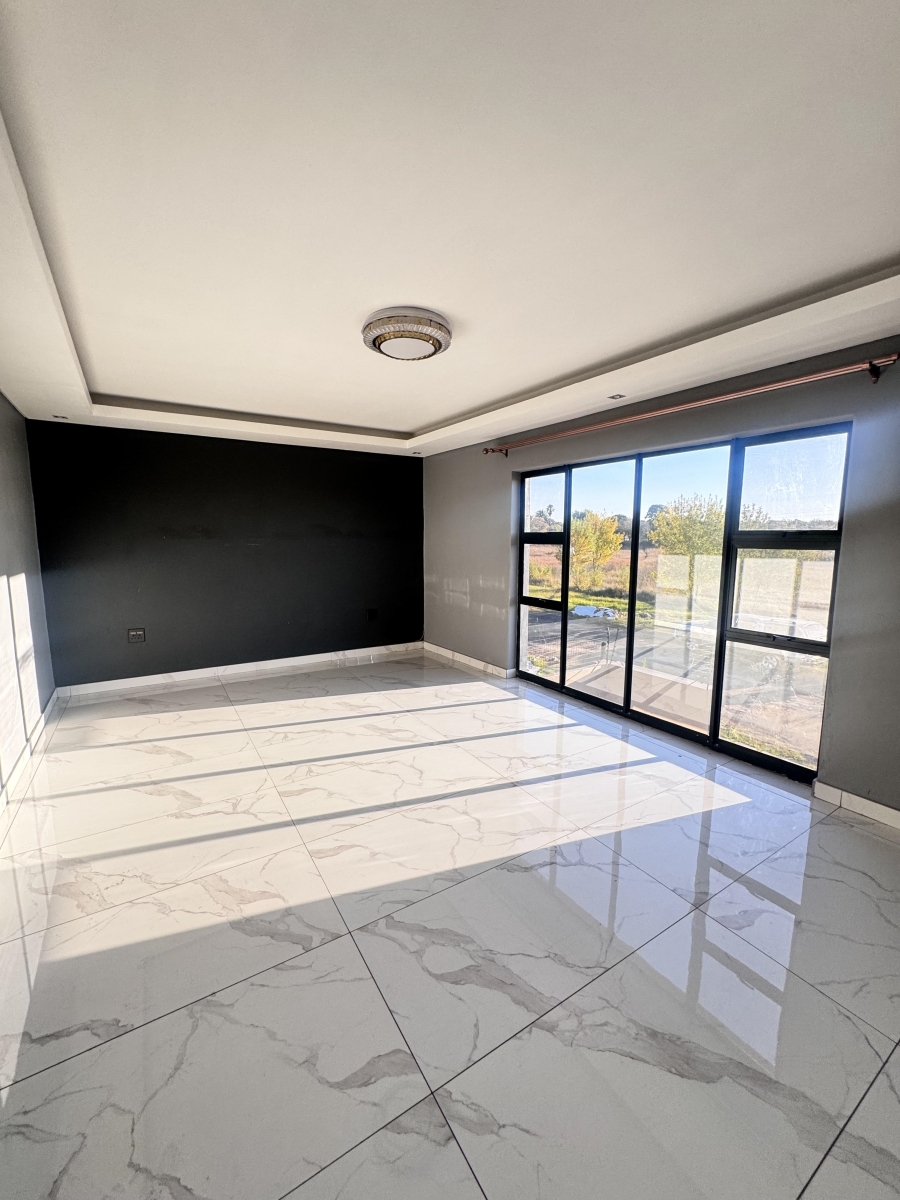 4 Bedroom Property for Sale in Mineralia Mpumalanga