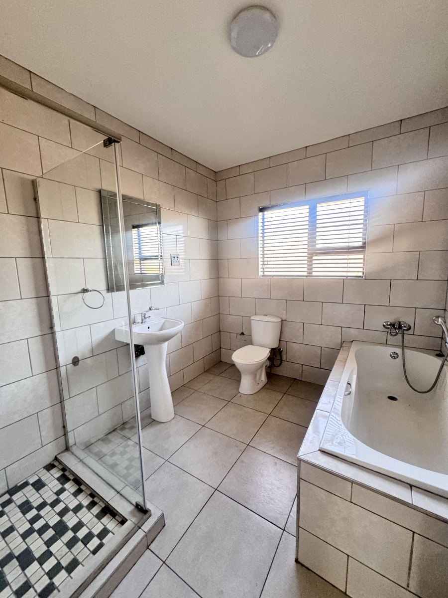 4 Bedroom Property for Sale in Mineralia Mpumalanga