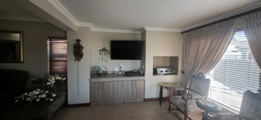 3 Bedroom Property for Sale in Ben Fleur Mpumalanga