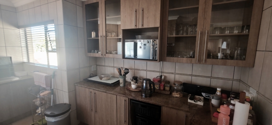 3 Bedroom Property for Sale in Ben Fleur Mpumalanga