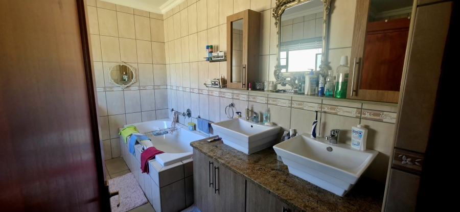 3 Bedroom Property for Sale in Ben Fleur Mpumalanga