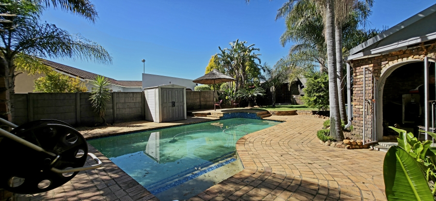 5 Bedroom Property for Sale in Del Judor Ext 4 Mpumalanga