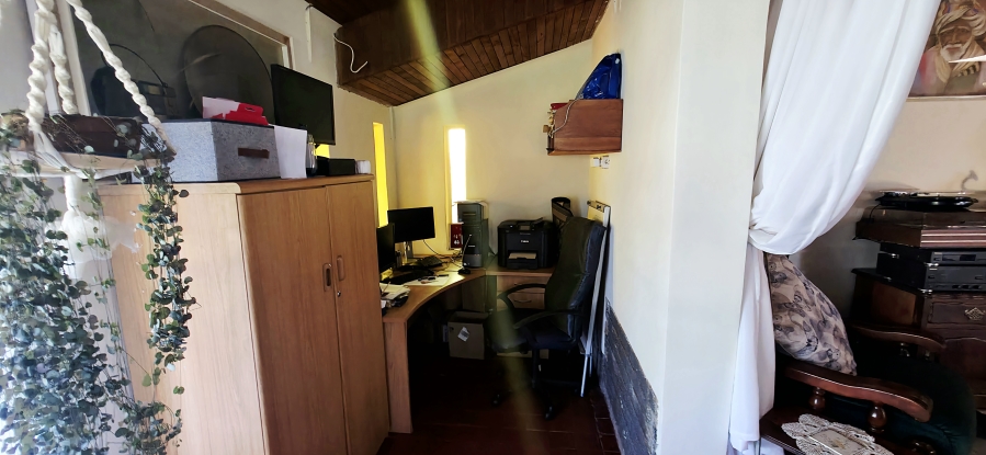 4 Bedroom Property for Sale in Seekoeiwater Ah Mpumalanga