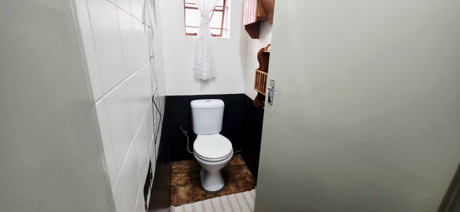 4 Bedroom Property for Sale in Seekoeiwater Ah Mpumalanga