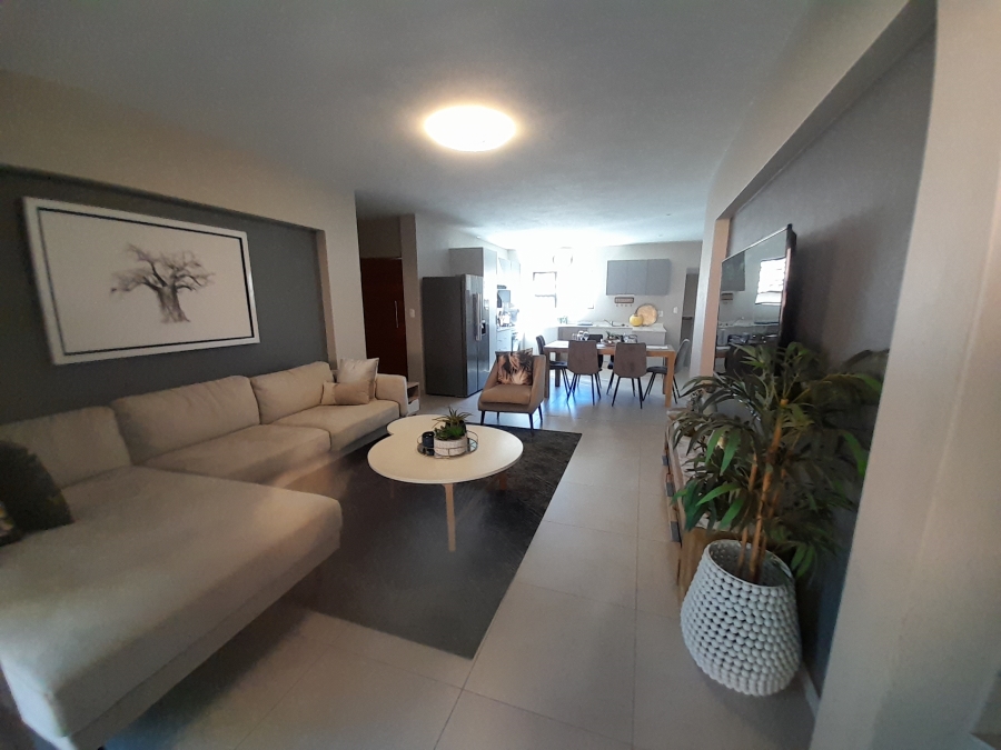 3 Bedroom Property for Sale in Stonehenge Mpumalanga
