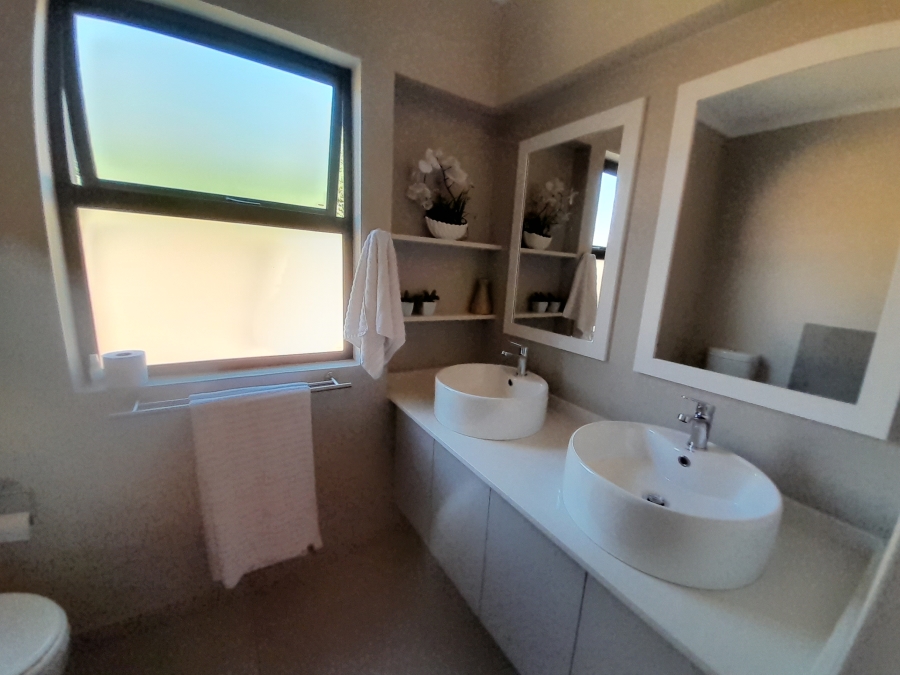 3 Bedroom Property for Sale in Stonehenge Mpumalanga