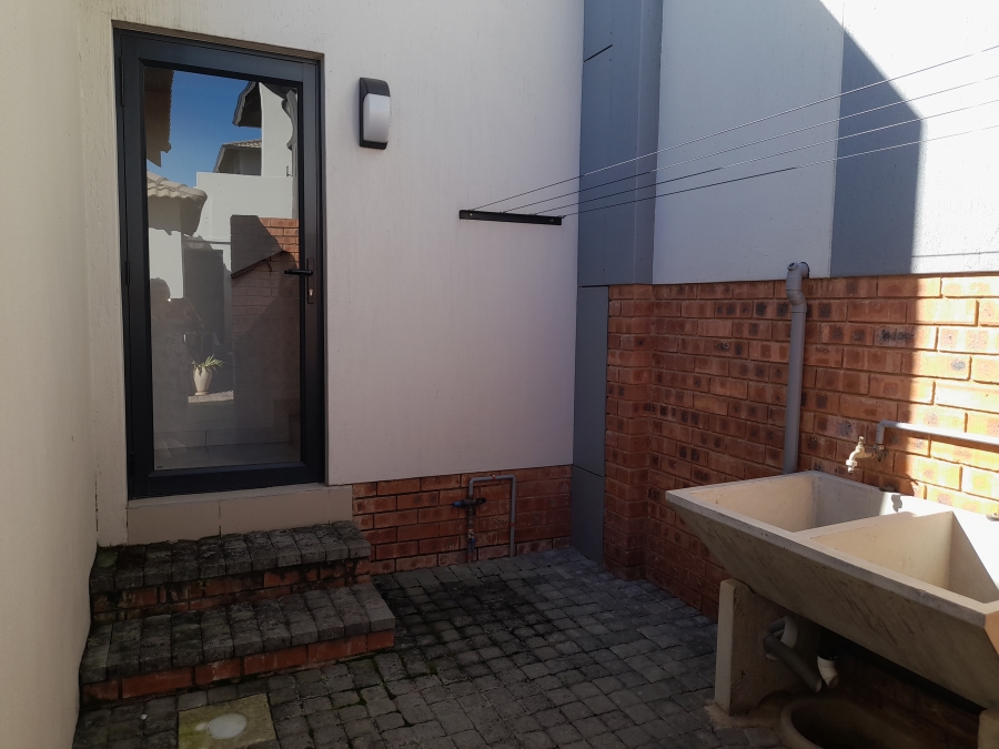 3 Bedroom Property for Sale in Stonehenge Mpumalanga