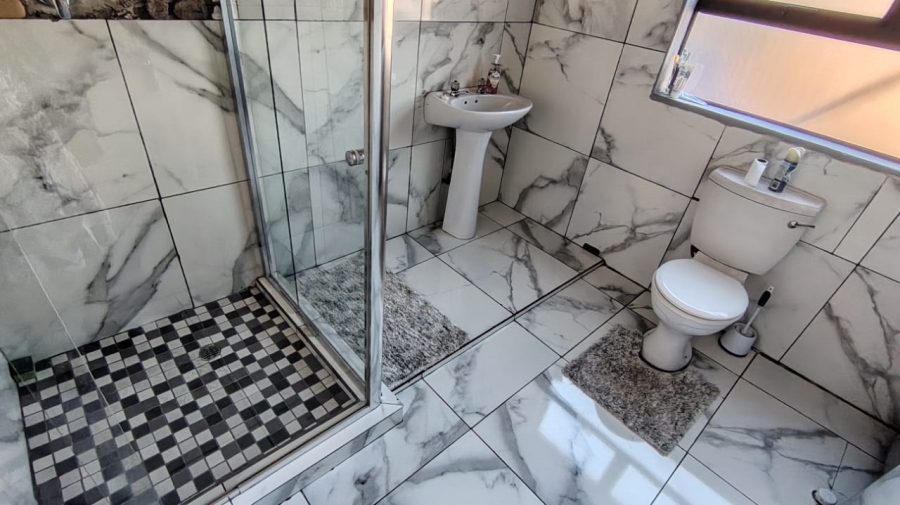 To Let 3 Bedroom Property for Rent in Stonehenge Mpumalanga
