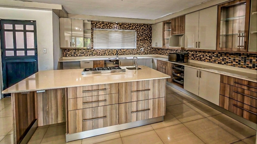 5 Bedroom Property for Sale in White River Estates Mpumalanga