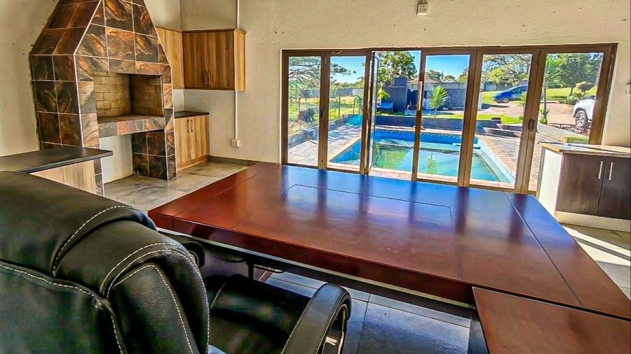 5 Bedroom Property for Sale in White River Estates Mpumalanga