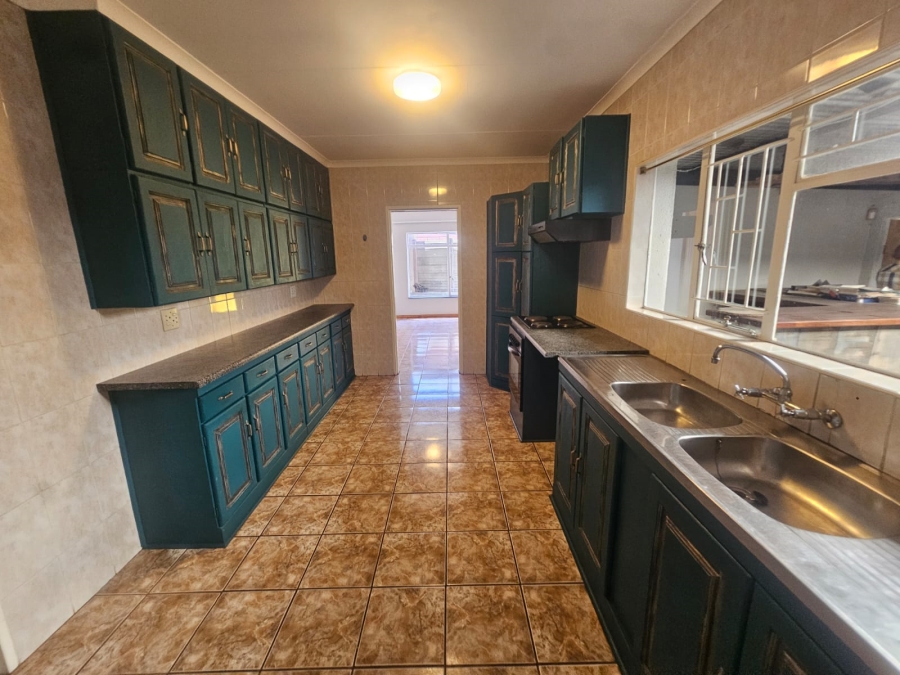 To Let 3 Bedroom Property for Rent in Secunda Mpumalanga