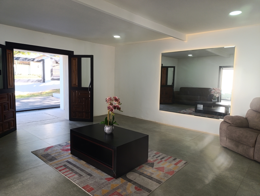 6 Bedroom Property for Sale in Die Heuwel Mpumalanga
