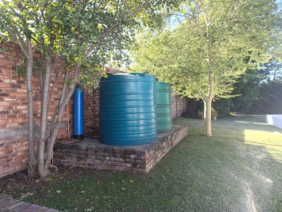 6 Bedroom Property for Sale in Die Heuwel Mpumalanga