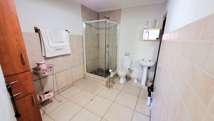 3 Bedroom Property for Sale in West Acres Ext 50 Mpumalanga