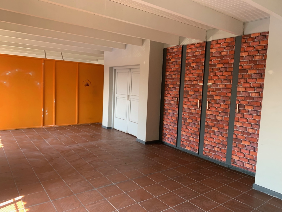 To Let Commercial Property for Rent in Nelspruit Industrial Mpumalanga