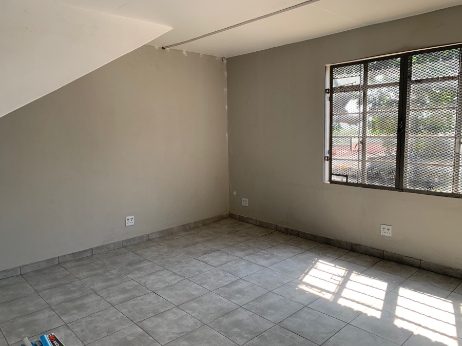 To Let Commercial Property for Rent in Nelspruit Industrial Mpumalanga