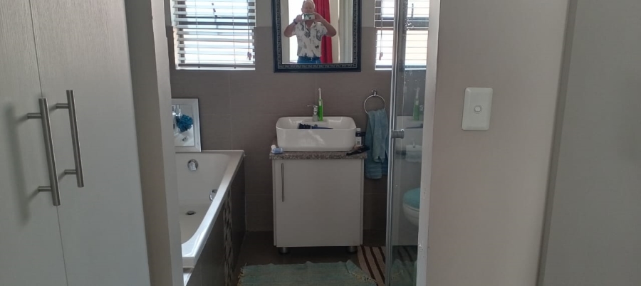 3 Bedroom Property for Sale in Terra Nova Mpumalanga