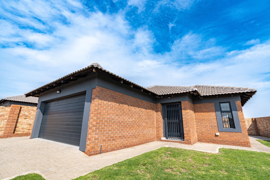 3 Bedroom Property for Sale in Suidheuwel Mpumalanga