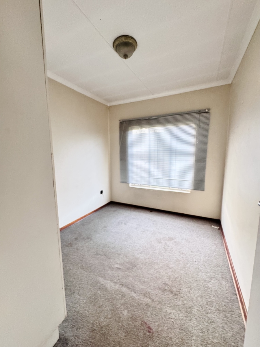 3 Bedroom Property for Sale in Mineralia Mpumalanga