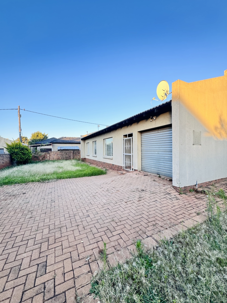 3 Bedroom Property for Sale in Mineralia Mpumalanga