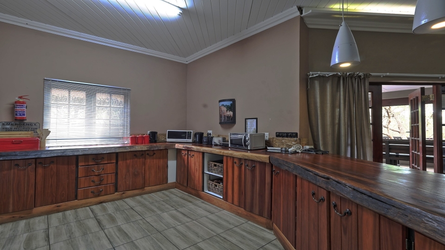 7 Bedroom Property for Sale in Marloth Park Mpumalanga